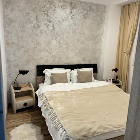 Luxury Young Residence Jászvásár Kültér fotó